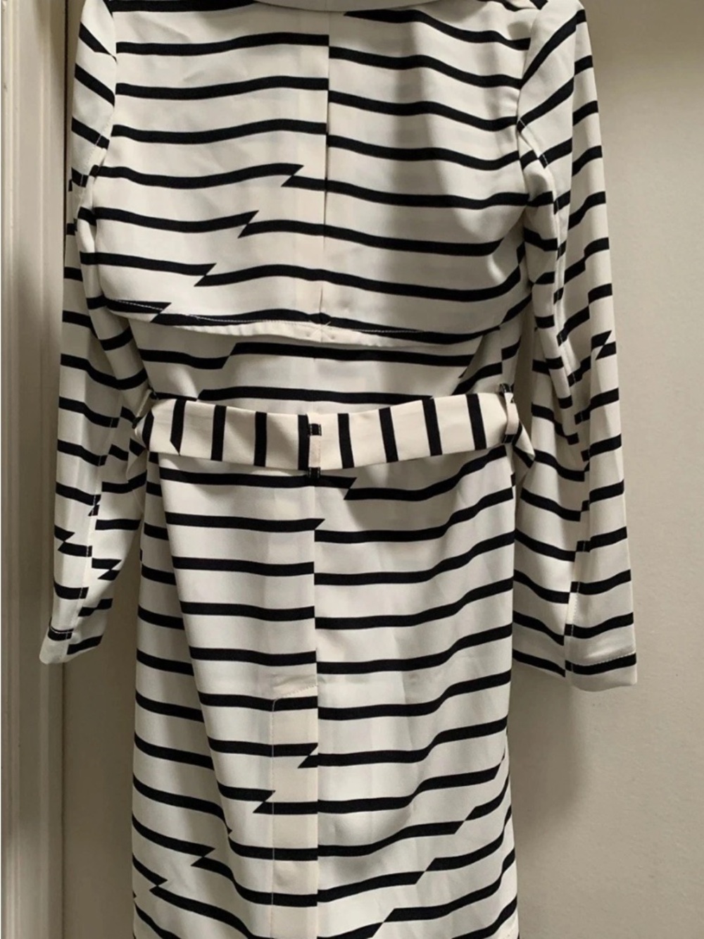 Madewell Parcel Trench Coat Off white black stripe small belt New NWT E9193 HTF - Picture 4 of 9
